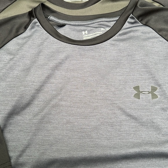 Trio of Under Armour Heat Gear Tee Shirts Sz XL - Picture 6 of 9